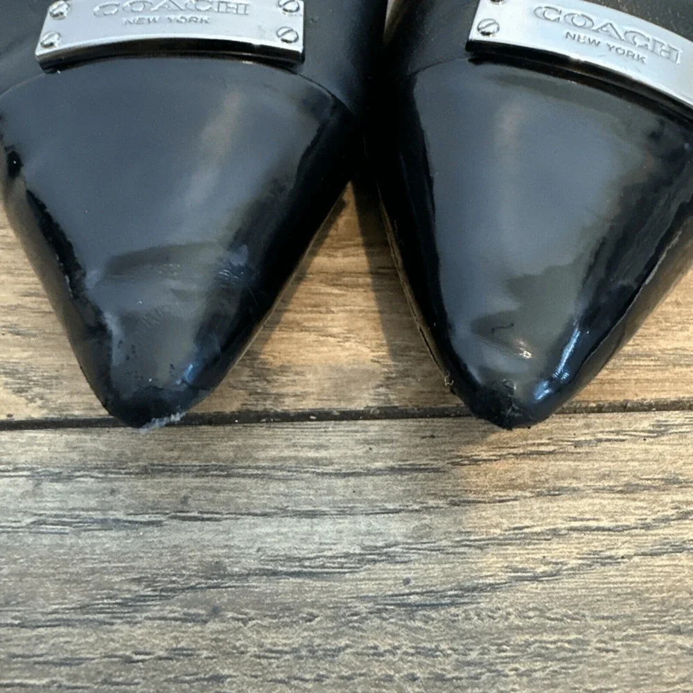 COACH vintage Black leather upper shell slip on pump shoes 9.5 B damaged‎